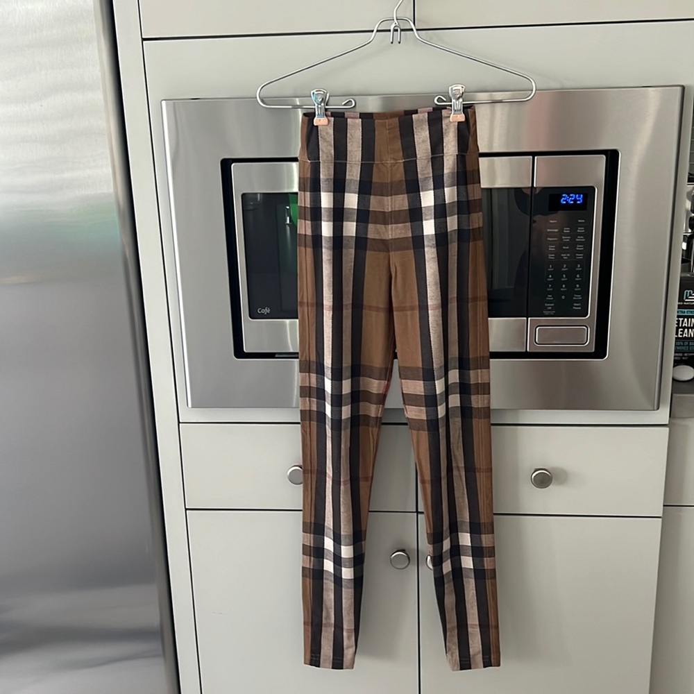 Burberry leggings